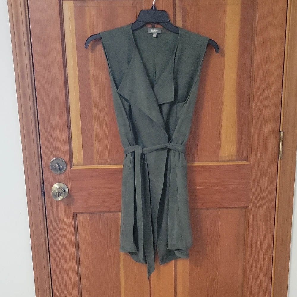 Neiman Marcus Luxurious Deep Green Drape Vest Stretch Faux Suede XL